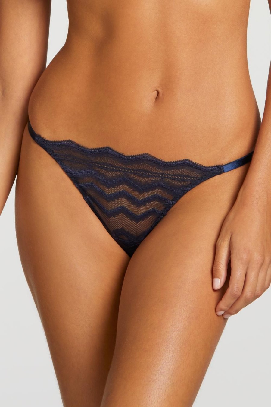 Lingerie Coco de Mer Thongs | Muse - Margot G String Navy