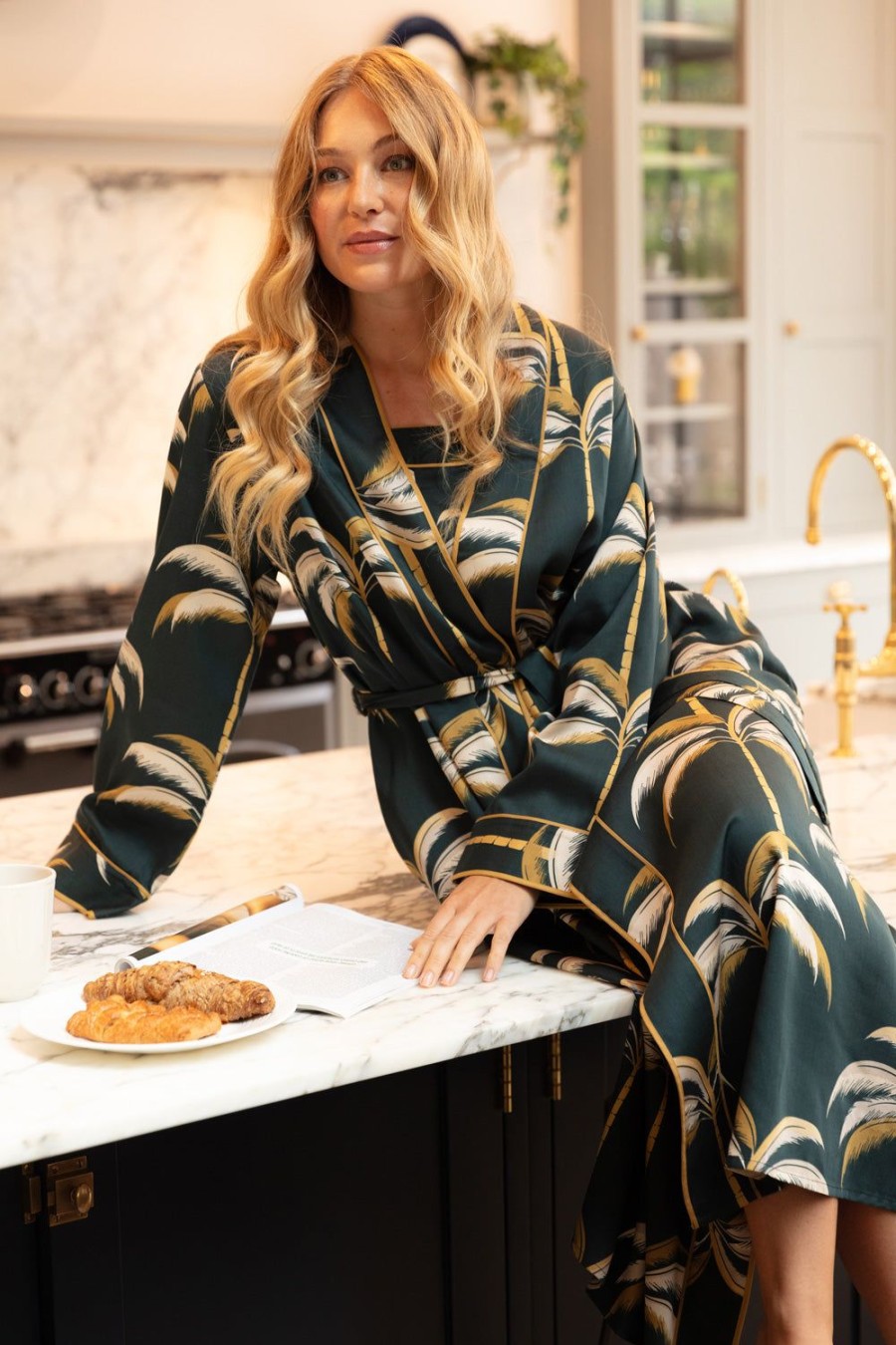 Nightwear Fable & Eve | Pimlico Palm Print Long Dressing Gown Emerald Green